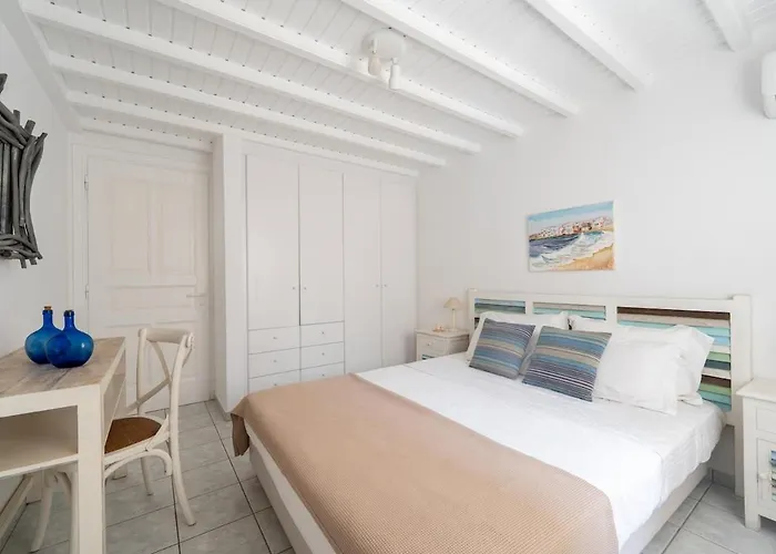 Willa Orea Beachfront By Mykonos Mood